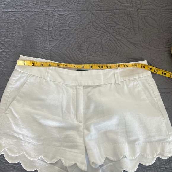 J. Crew Factory White Scalloped Shorts Size 4 - Picture 5 of 6
